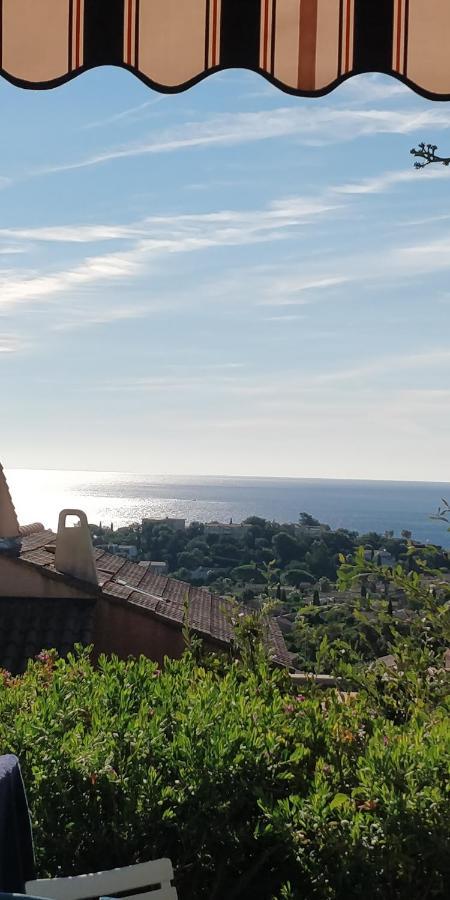 Ferienwohnung "Ti Sable" Agreable Studio Climatise, Jolie Vue Mer, Piscine A Cavalaire Sur Mer Golfe De St-Tropez Exterior foto